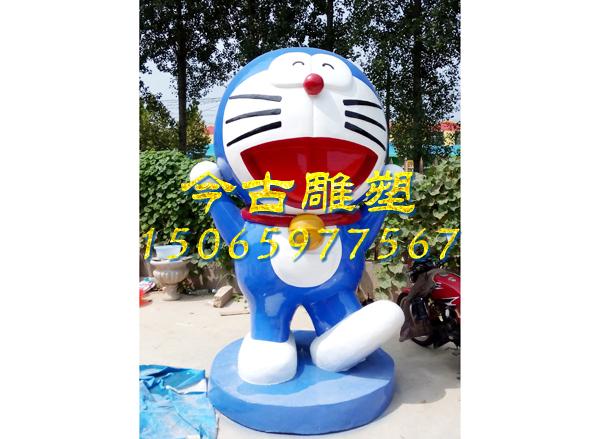 哆啦A梦雕塑