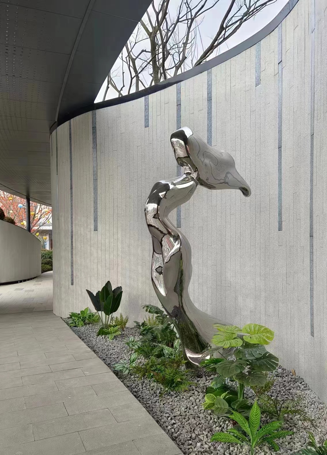 镜面不锈钢雕塑-临沂雕塑厂家